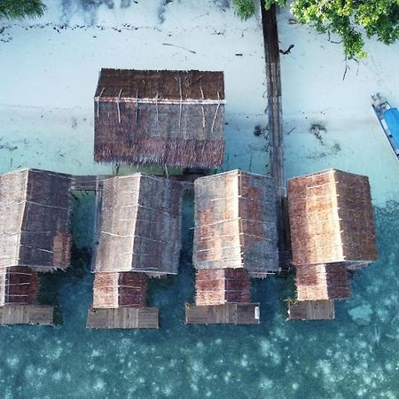 Firdas Bungalows Waisai Dış mekan fotoğraf