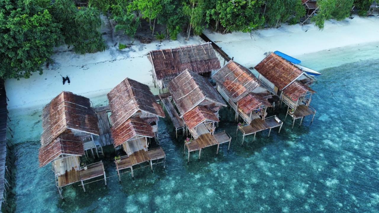 Firdas Bungalows Waisai Dış mekan fotoğraf
